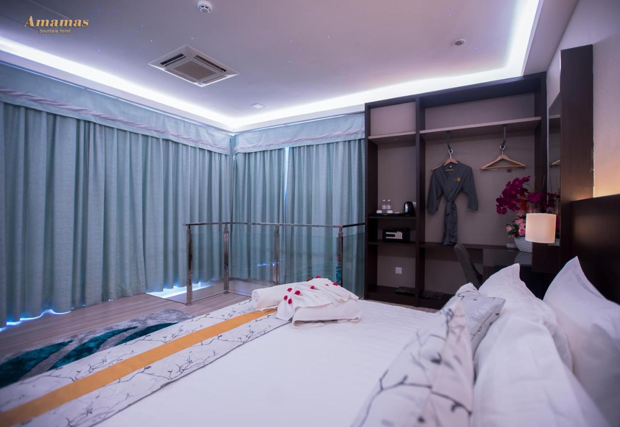 Amamas Boutique Hotel Kuching Exterior photo